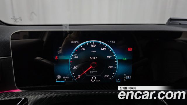 Mercedes-Benz A-Class 2020 — photo 11