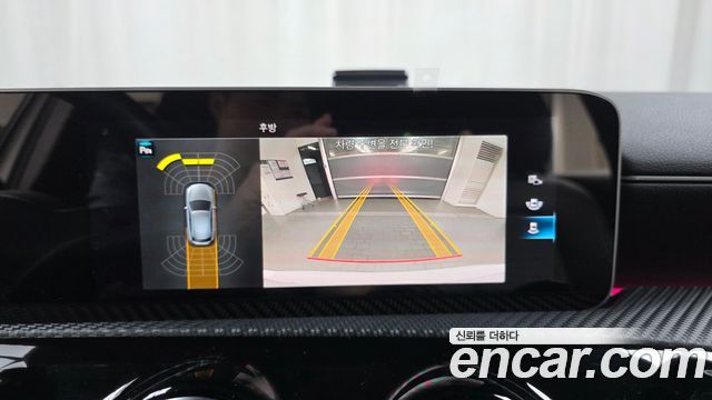Mercedes-Benz A-Class 2020 — photo 21