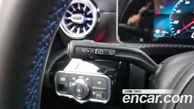Mercedes-Benz A-Class 2020 — photo 26