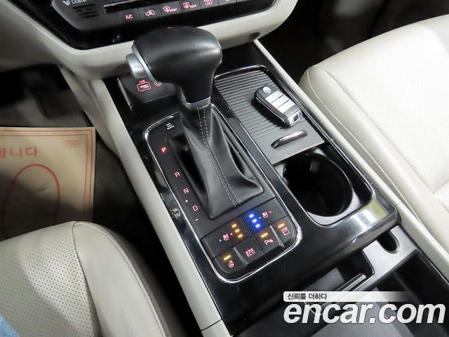 Kia Canival 2018 — photo 14