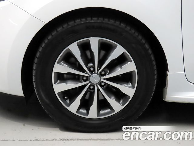 Kia Canival 2018 — photo 20