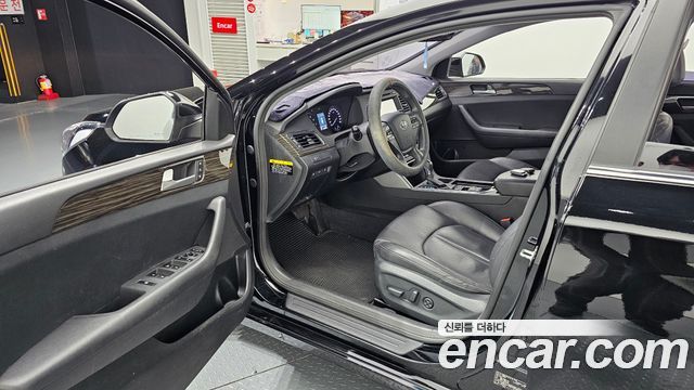 Hyundai Sonata 2015 — photo 13