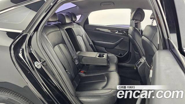 Hyundai Sonata 2015 — photo 16