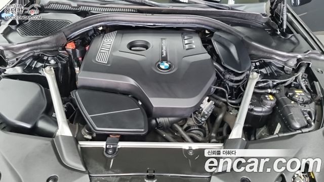BMW 5-Series 2019 — photo 6
