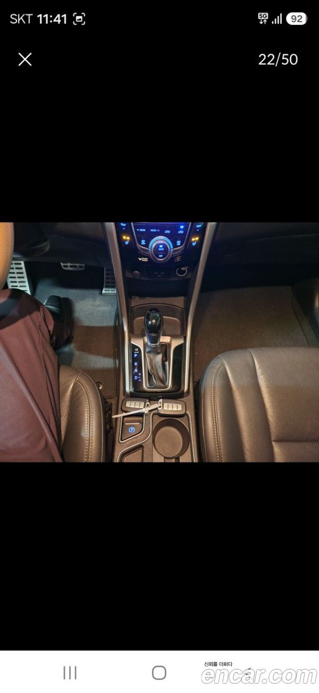 Hyundai i30 2012 — photo 15