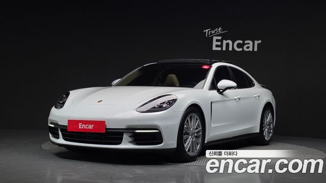 Porsche Panamera 2018 — photo 1