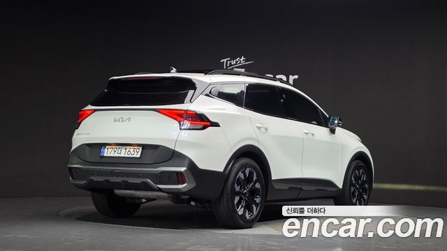 Kia Sportage 2023 — photo 2
