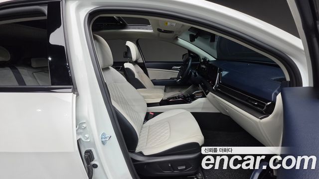 Kia Sportage 2023 — photo 13