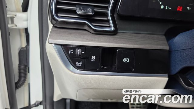 Kia Sportage 2023 — photo 19