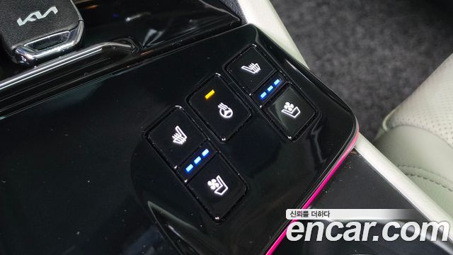 Kia Sportage 2023 — photo 26