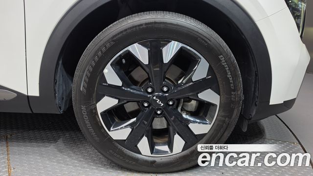 Kia Sportage 2023 — photo 7