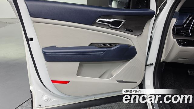 Kia Sportage 2023 — photo 14