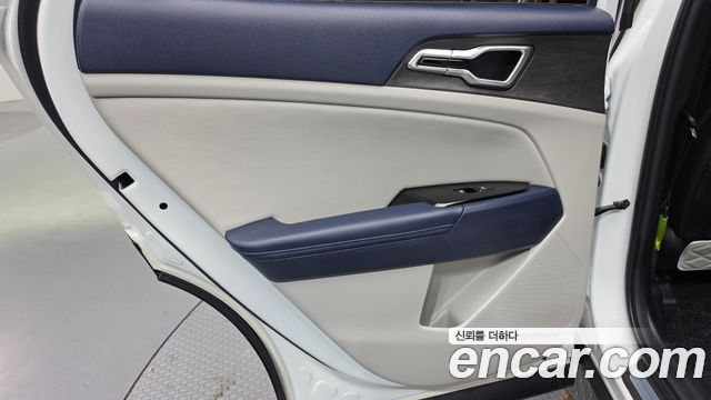 Kia Sportage 2023 — photo 15