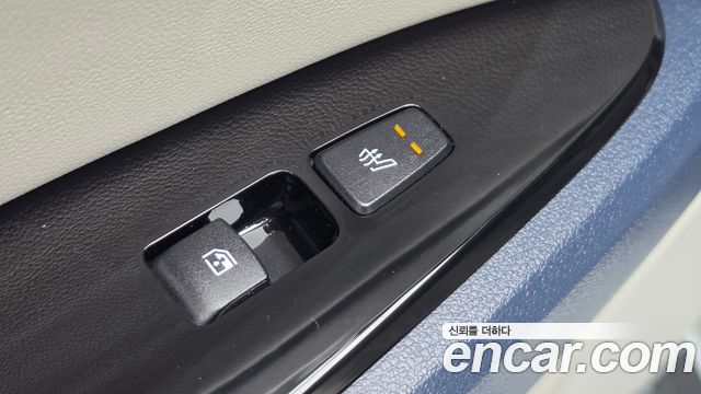 Kia Sportage 2023 — photo 29