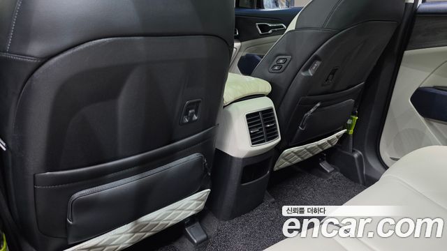 Kia Sportage 2023 — photo 30