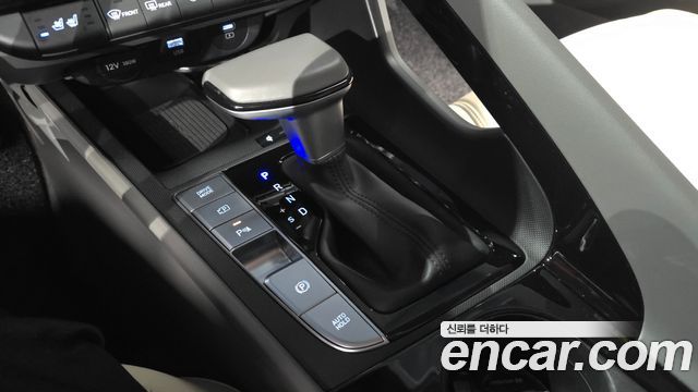 Hyundai AVANTE 2026 — photo 12
