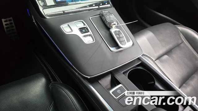Hyundai Grandeur 2022 — photo 9