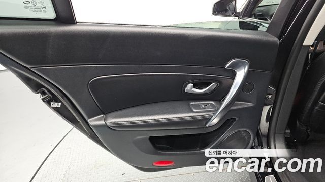 Renault Korea SM5  2011 — photo 15