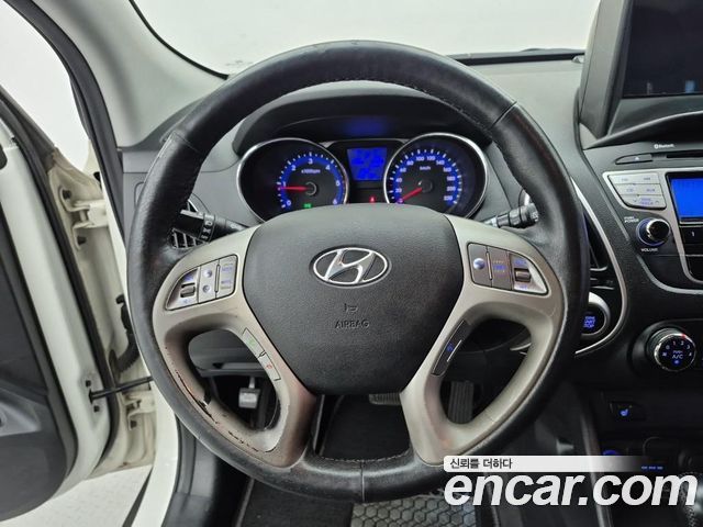 Hyundai Tucson 2013 — photo 9