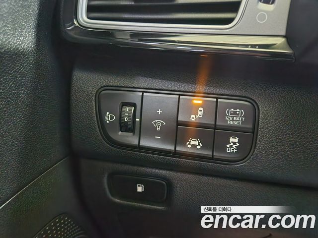 Kia Niro 2018 — photo 12