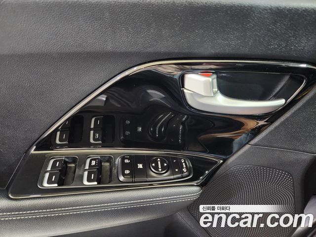 Kia Niro 2018 — photo 13
