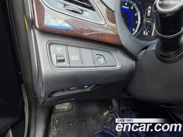 Hyundai Grandeur 2014 — photo 19