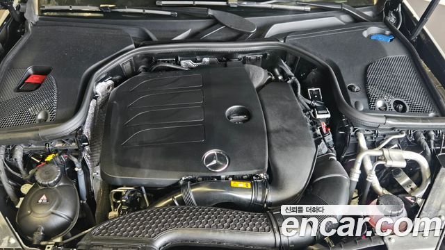 Mercedes-Benz E-Class 2022 — photo 6