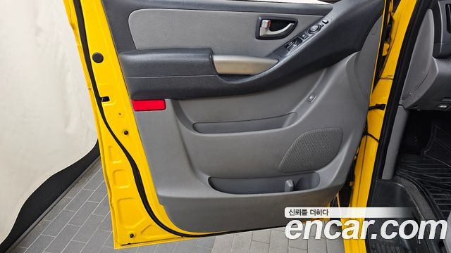 Hyundai Starex 2015 — photo 14