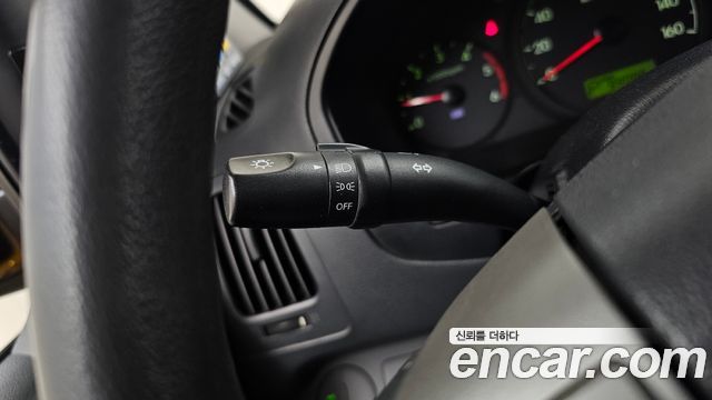 Hyundai Starex 2015 — photo 30