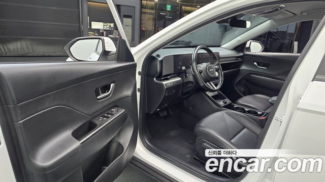 Hyundai Kona 2023 — photo 13