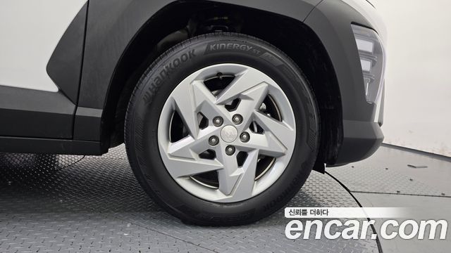Hyundai Kona 2023 — photo 7