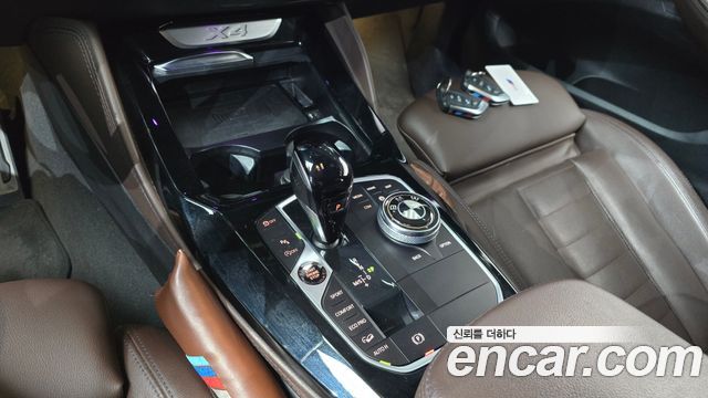 BMW X4 2023 — photo 12