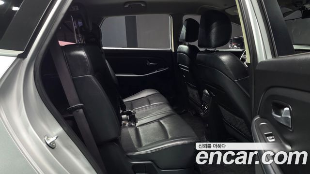 Kia Carens 2015 — photo 17