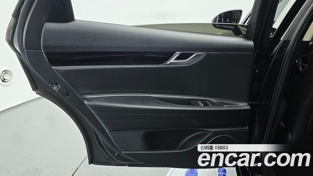 Genesis G80 2021 — photo 15