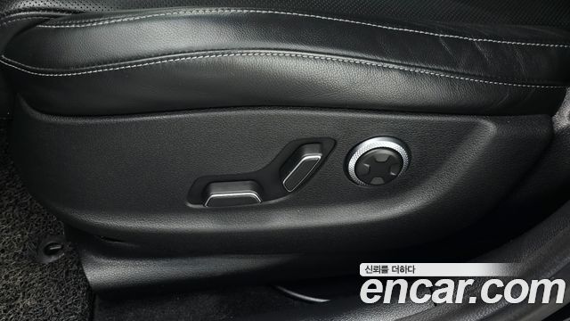 Genesis G80 2021 — photo 32