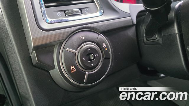 KG Mobility KORANDO 2017 — photo 17