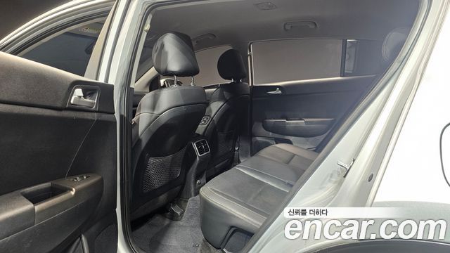 Kia Sportage 2019 — photo 16
