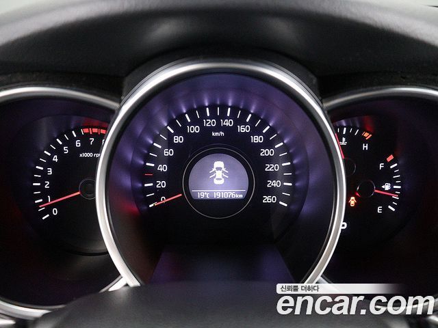 Kia K5 2015 — photo 6