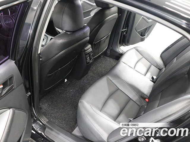 Kia K5 2015 — photo 17