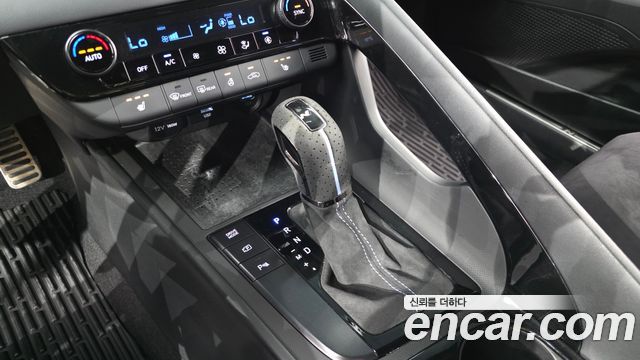 Hyundai AVANTE 2022 — photo 12