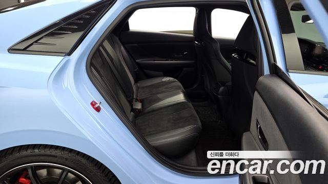 Hyundai AVANTE 2022 — photo 17