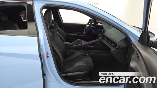 Hyundai AVANTE 2022 — photo 16