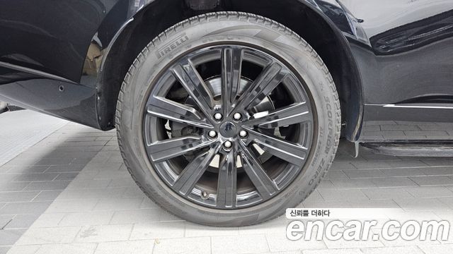 Land Rover Range Rover 2023 — photo 5