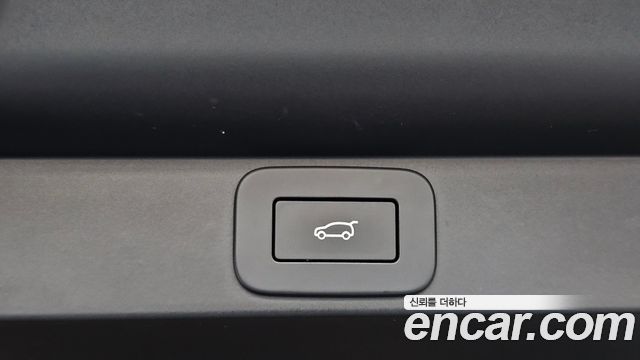 Land Rover Range Rover 2023 — photo 33