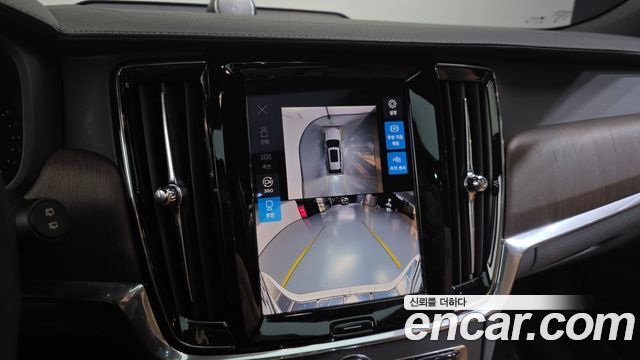 Volvo V90 2024 — photo 21