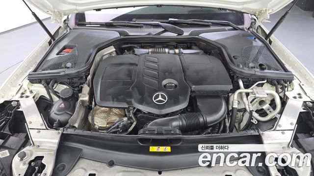 Mercedes-Benz E-Class 2018 — photo 6