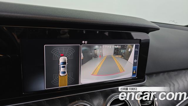 Mercedes-Benz E-Class 2018 — photo 20