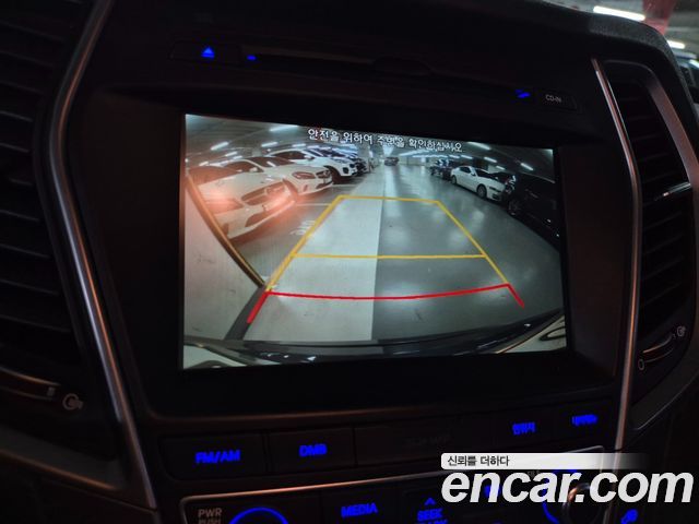 Hyundai Santafe 2018 — photo 11