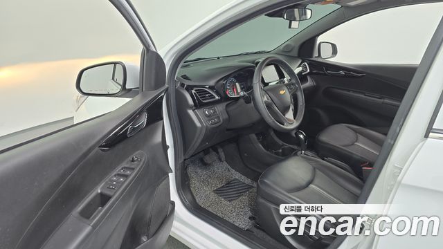 Chevrolet Korea Spark 2022 — photo 13