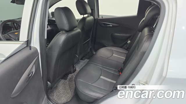 Chevrolet Korea Spark 2022 — photo 17